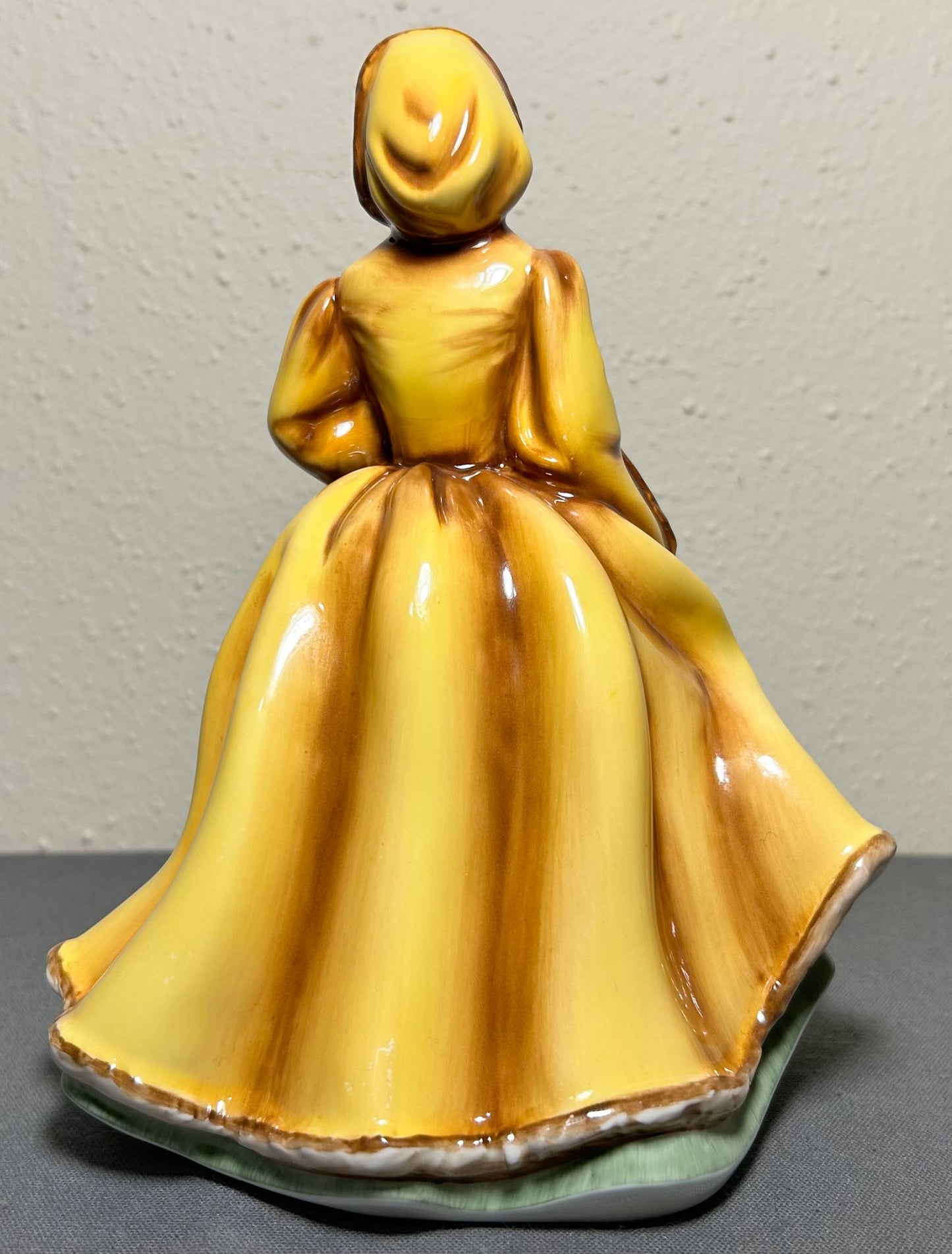 Vintage 1981-1984 English Royal Doulton Rachel Figurine (HN 2919) (Retired)