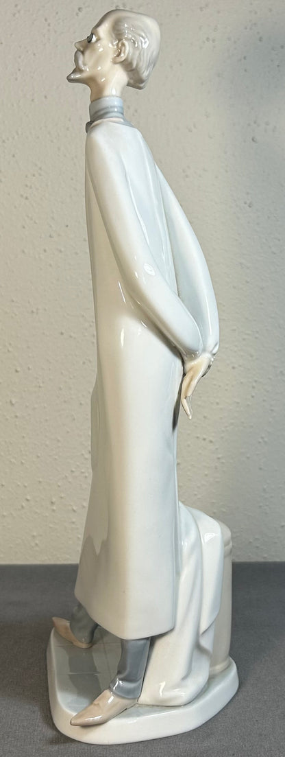 Vintage 1990’s Spanish Lladro Porcelain Doctor Figurine (#4602) (Retired)