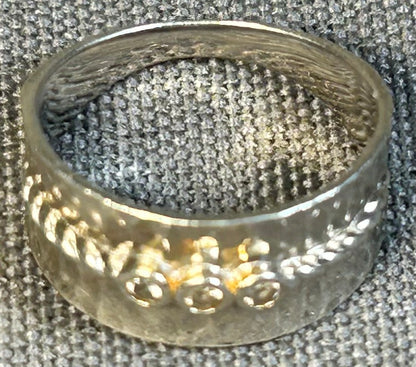Yellowgold Inc. 925 Sterling Silver/Cubic Zirconia Hammered Band Ring (Size 7)
