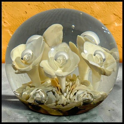 Vintage 1979 American Maude and Bob St. Clair Art Glass Mid Century Modern White Flowers/Controlled Bubbles Paperweight
