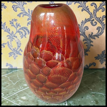 Vintage Late 20th Century Italian Marina & Susanna Sent Murano Glass Contemporary Style Sommerso Honeycomb Gold Flecked Freeform Vase