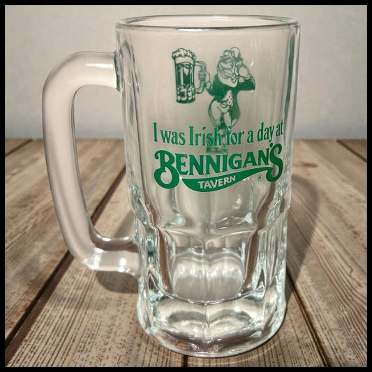 Vintage 1980’s Bennigan’s Tavern Glass Beer Mug