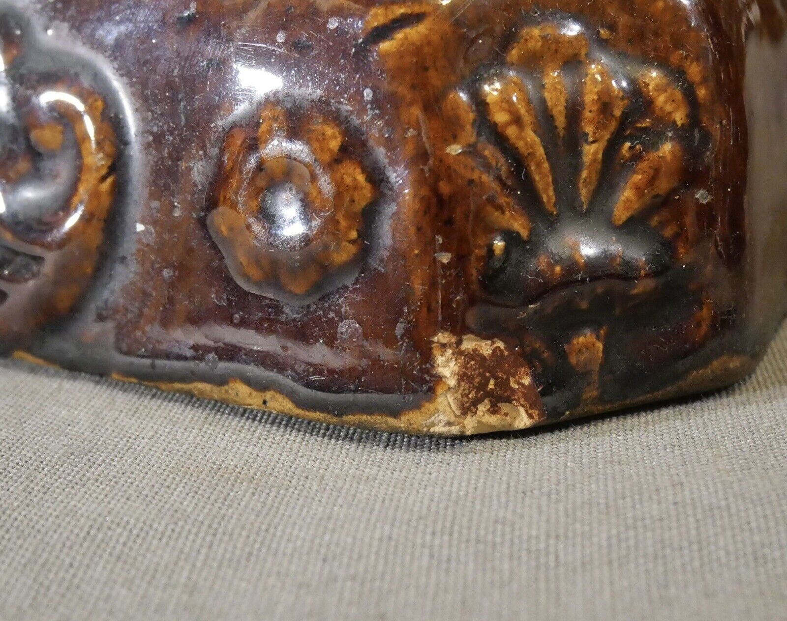 Pair of Circa 1860 American Pottery Rockingham Glaze Spaniel Doorstops/Mantel Dogs